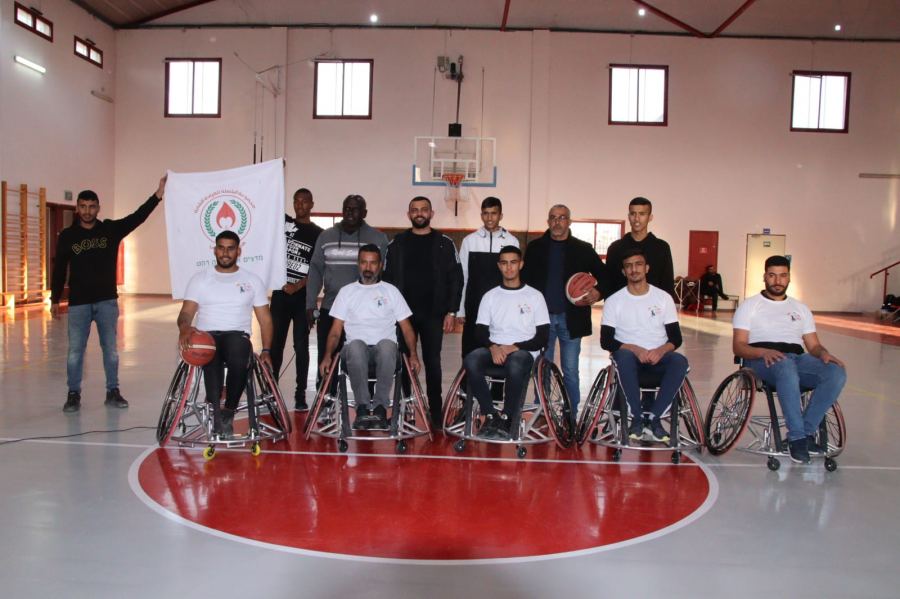 تنظيم لعبة كرة سلة للمقعدين في رهط